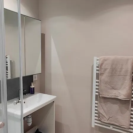 Appartamento Votre Refuge Urbain Complet Pour Etudiants Et Pros *